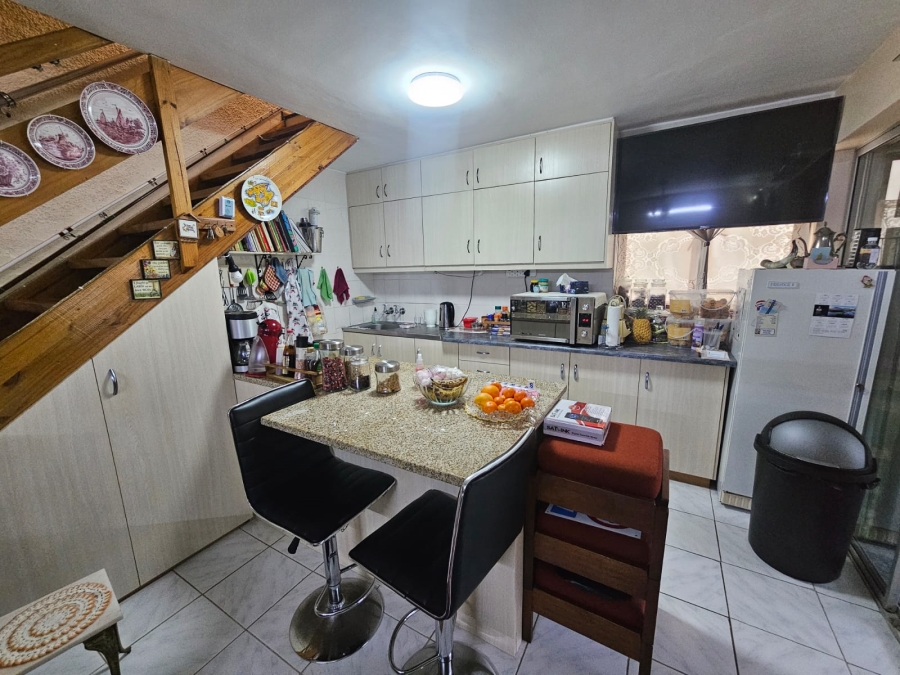 3 Bedroom Property for Sale in Herolds Bay Western Cape